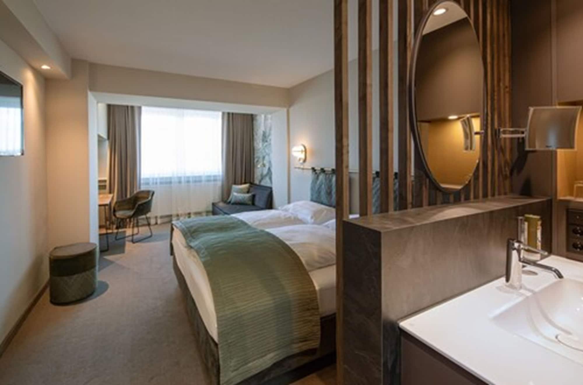אדלסריד Parkhotel Schmid מראה חיצוני תמונה