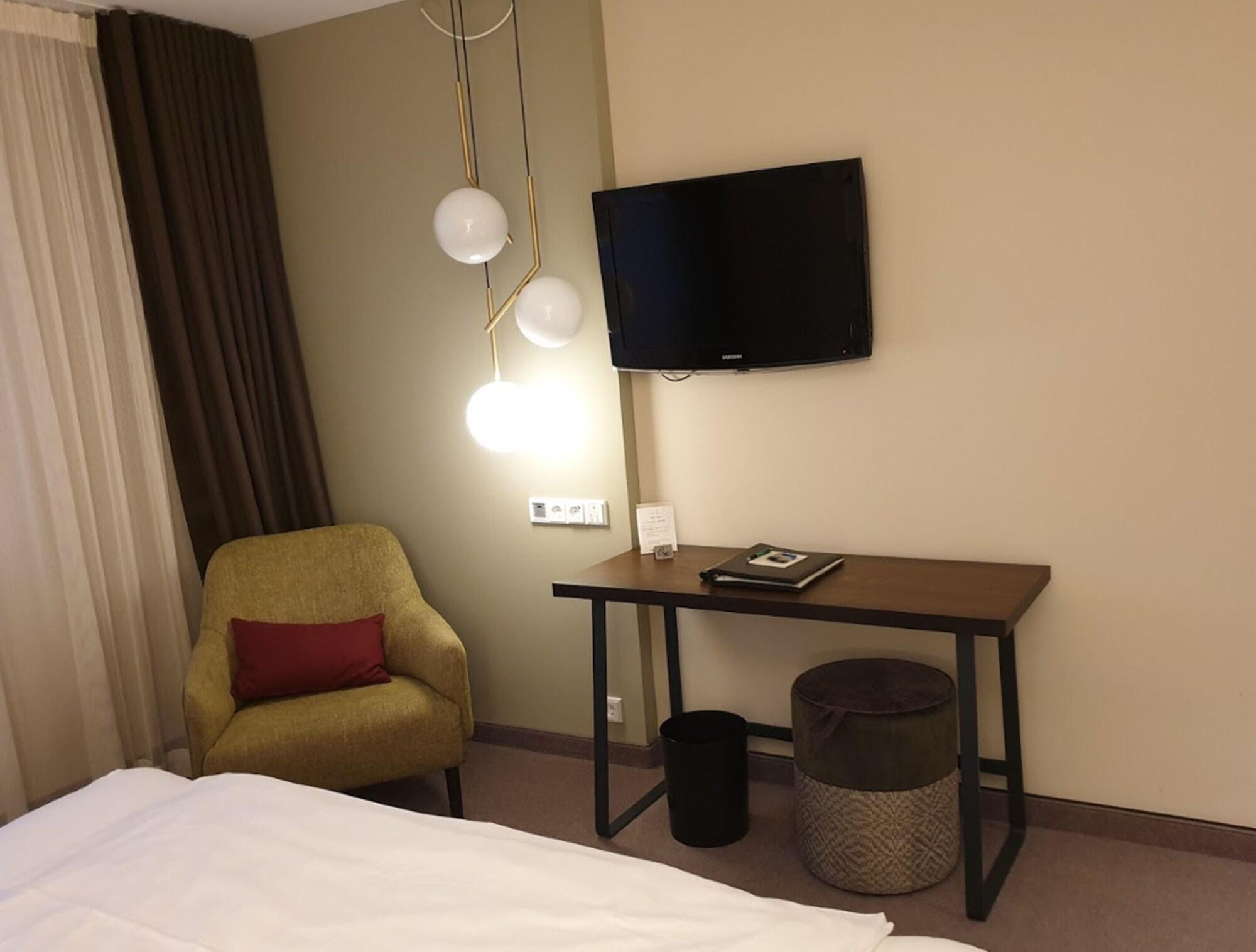 אדלסריד Parkhotel Schmid מראה חיצוני תמונה