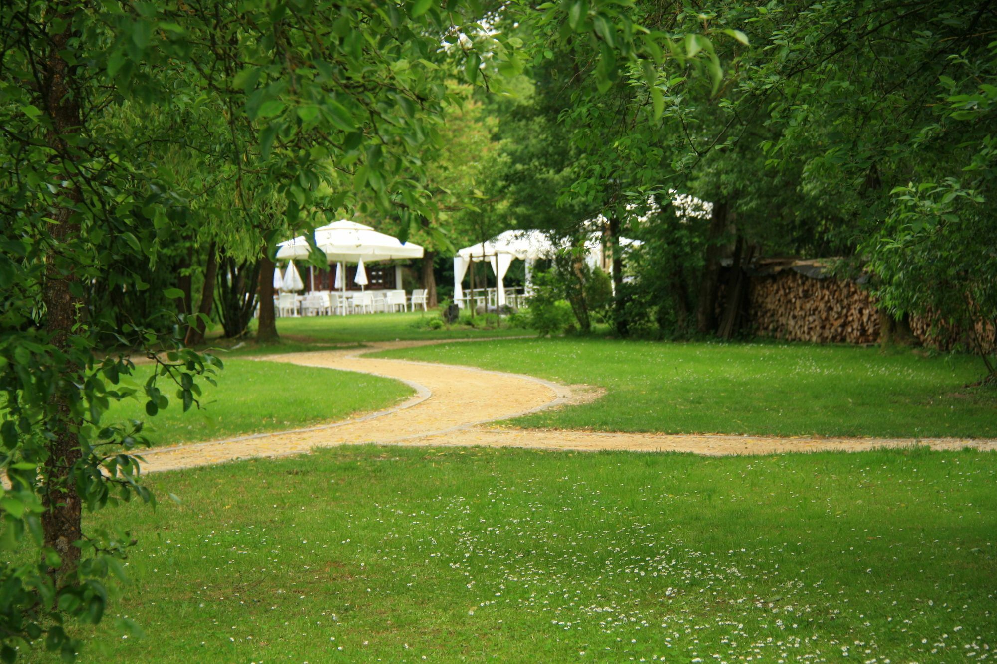 אדלסריד Parkhotel Schmid מראה חיצוני תמונה