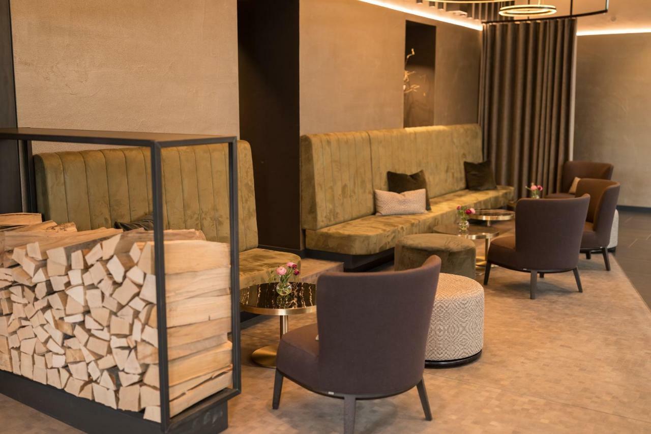 אדלסריד Parkhotel Schmid מראה חיצוני תמונה